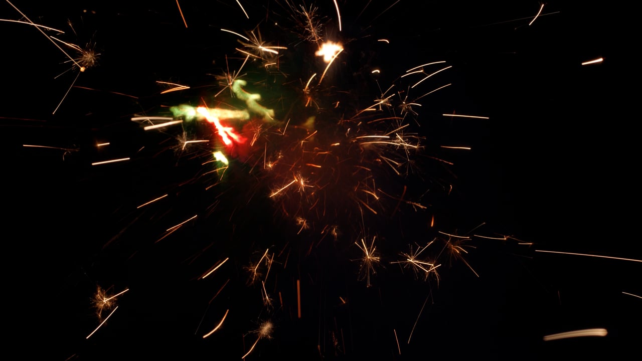 6046930_Fireworks Celebration Exploding Colorful_By_Via_Films_Artlist_HD