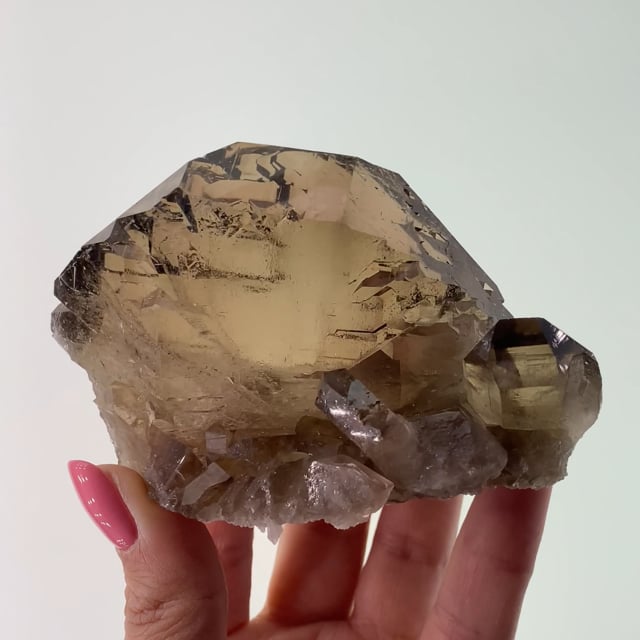 Smoky Quartz (with bubble inside!) - QTZ22-21 - Mogok Valley - Myanmar  (Burma) Mineral Specimen