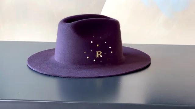 Cappello a cilindro in feltro di lana viola