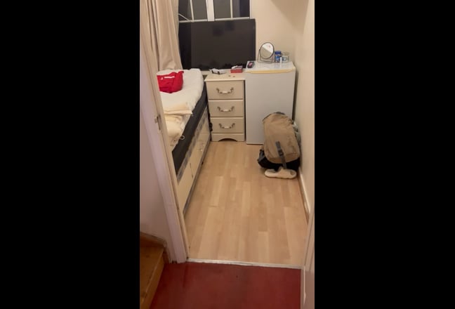 Box room to let  Main Photo