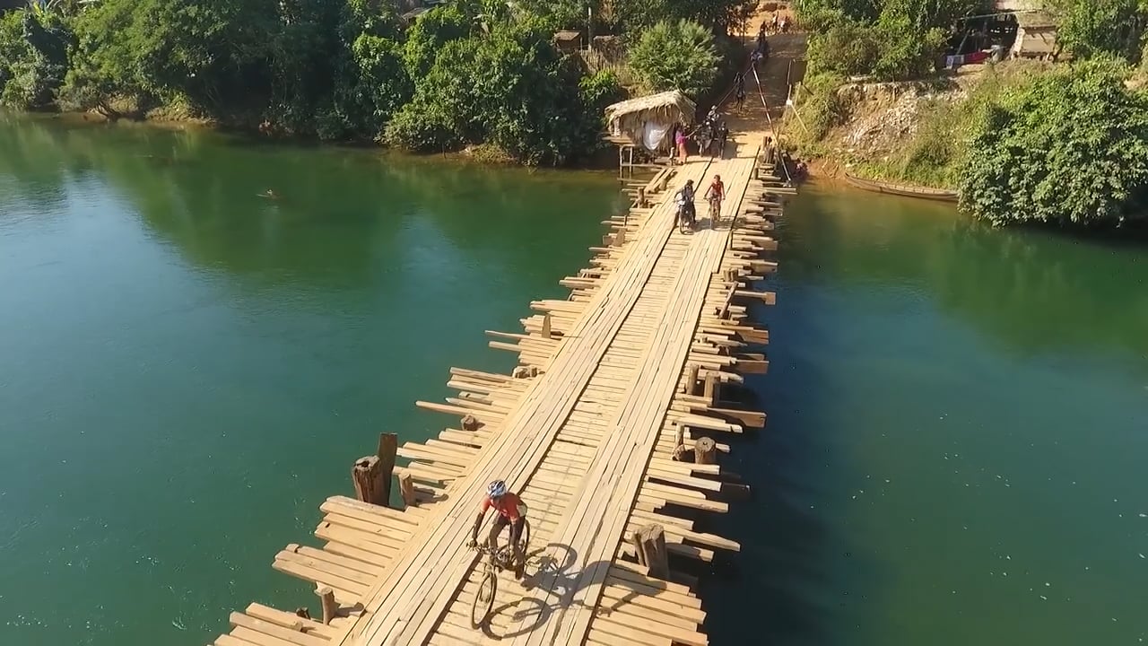 https://i.vimeocdn.com/video/1786567958-e0c27f9ed57ed54403c82895fa7ba9a855953d64538cfc56470b55bf167dcc1e-d
