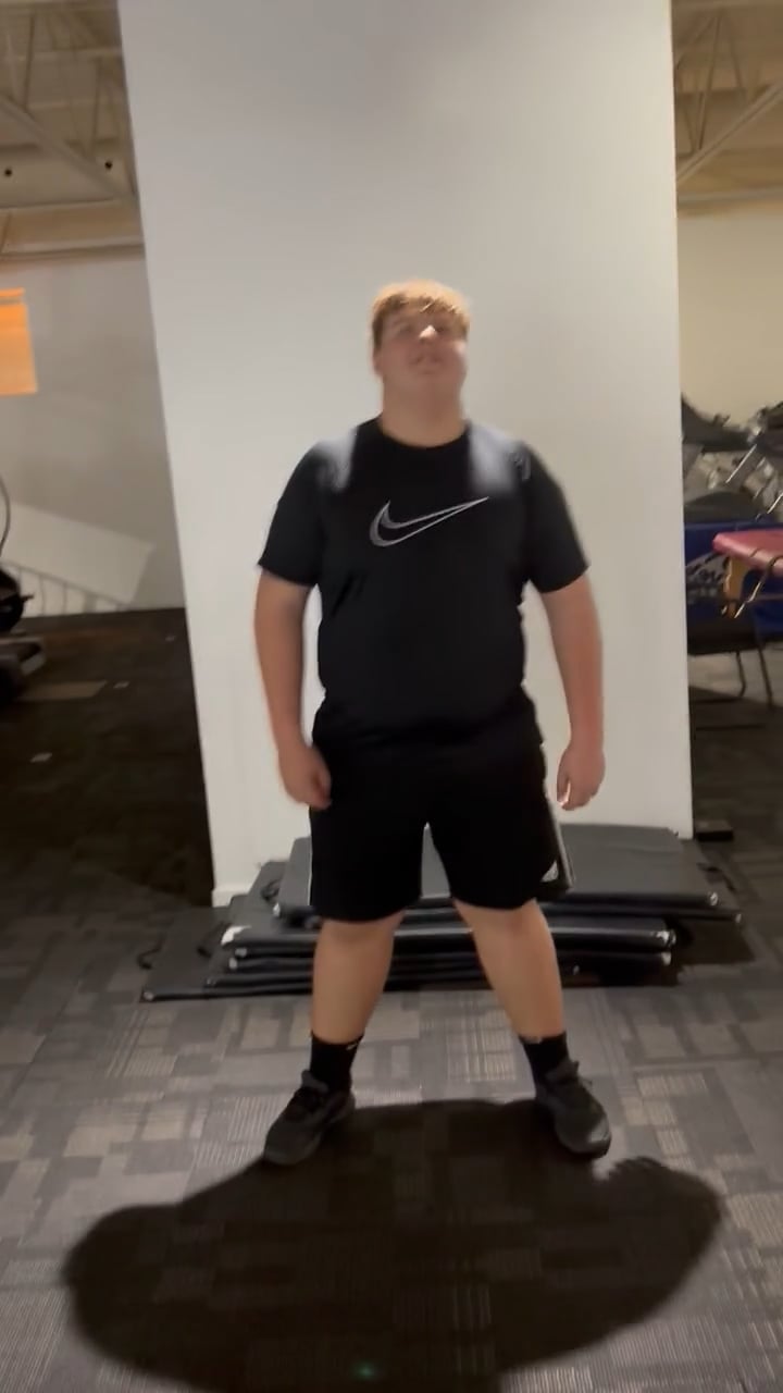 Watch tomas villano's Air Squats: 30 air squats