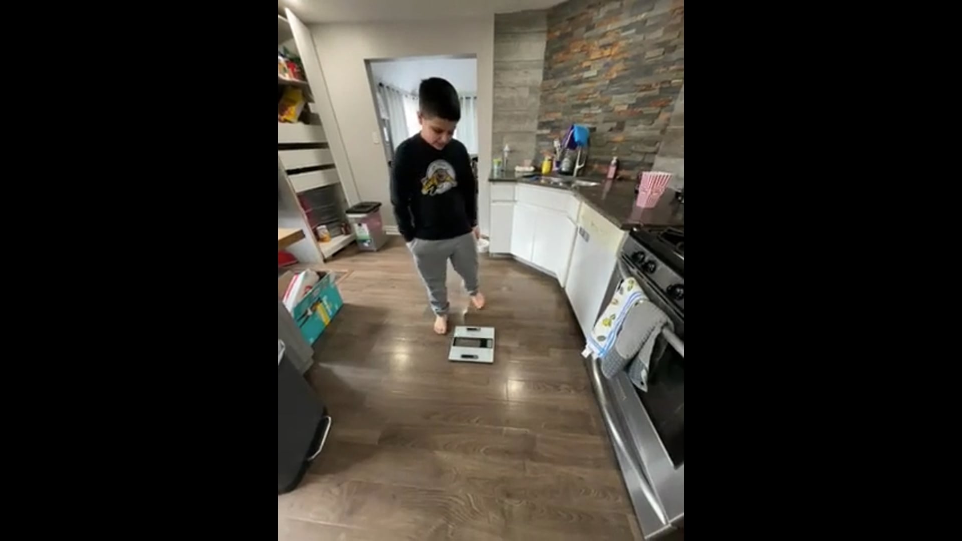 Watch PurpleShift athlete's Weight: 141.8 pounds