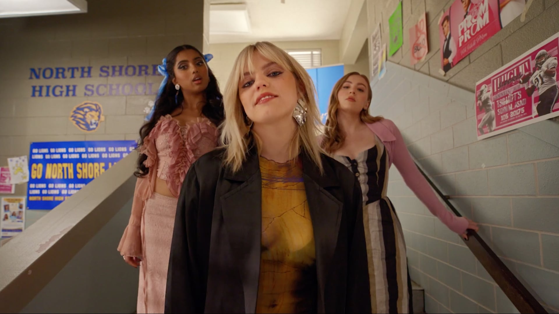 Mean Girls – TV60 “How to Make High School Fetch”