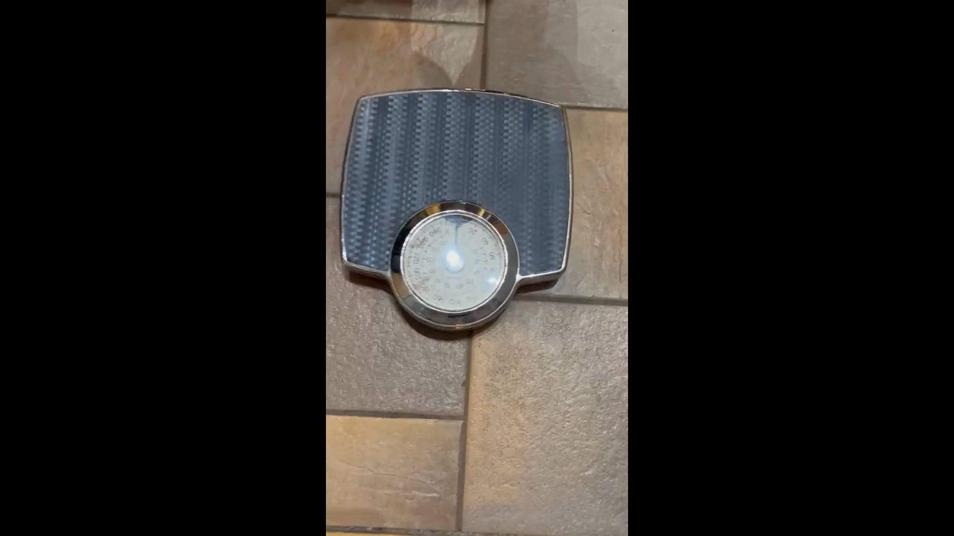 Watch logan giles's Weight: 238 pounds