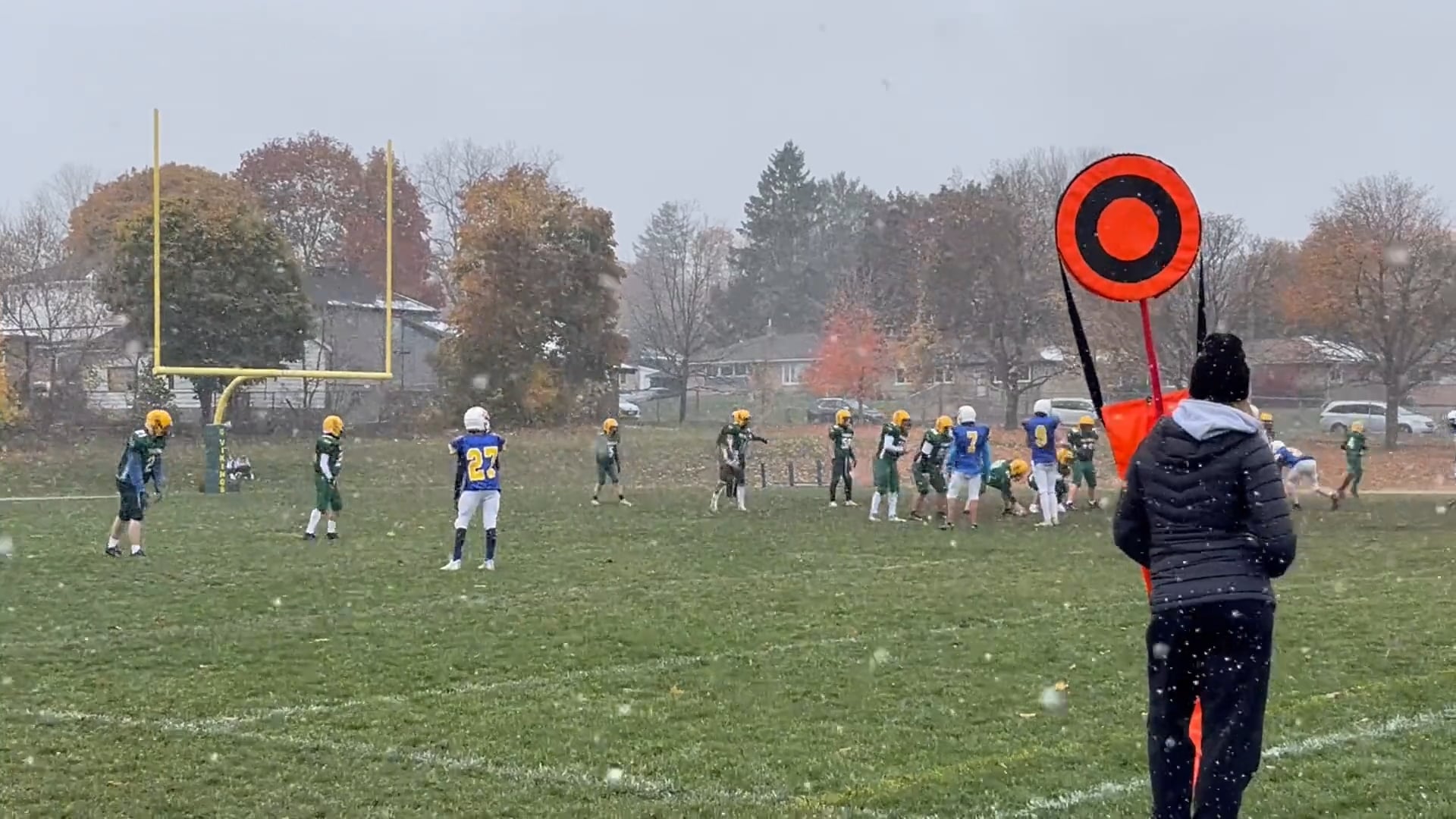 Watch kai ikonikov's defensive half back film