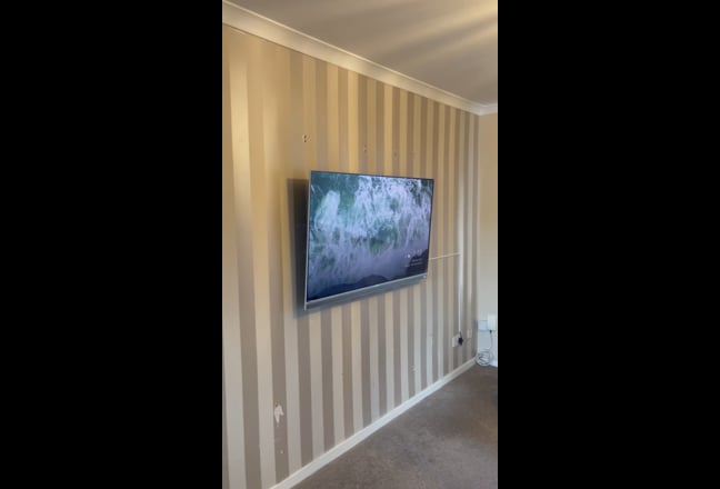 A furnished room in a 2bedroom flat Main Photo