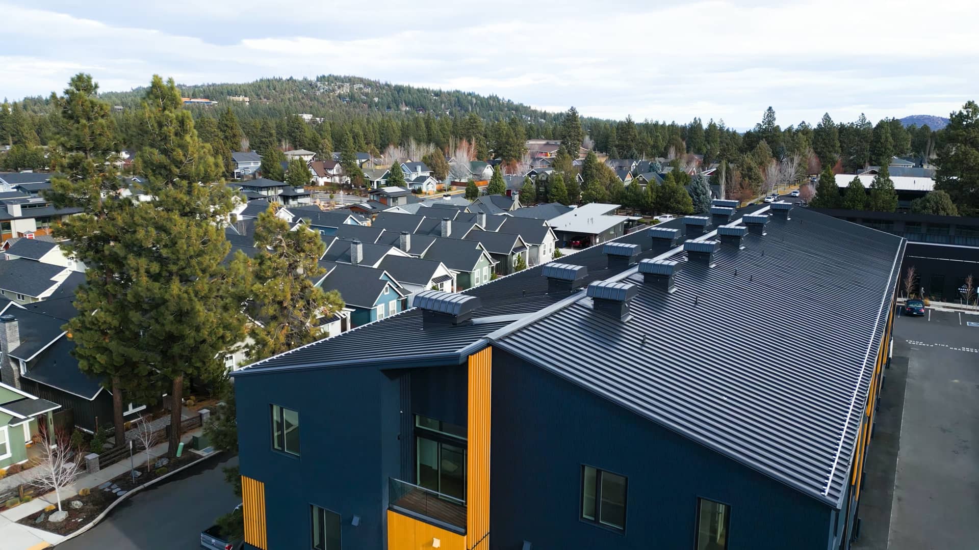 Arête 32 condos in Bend, Oregon on Vimeo