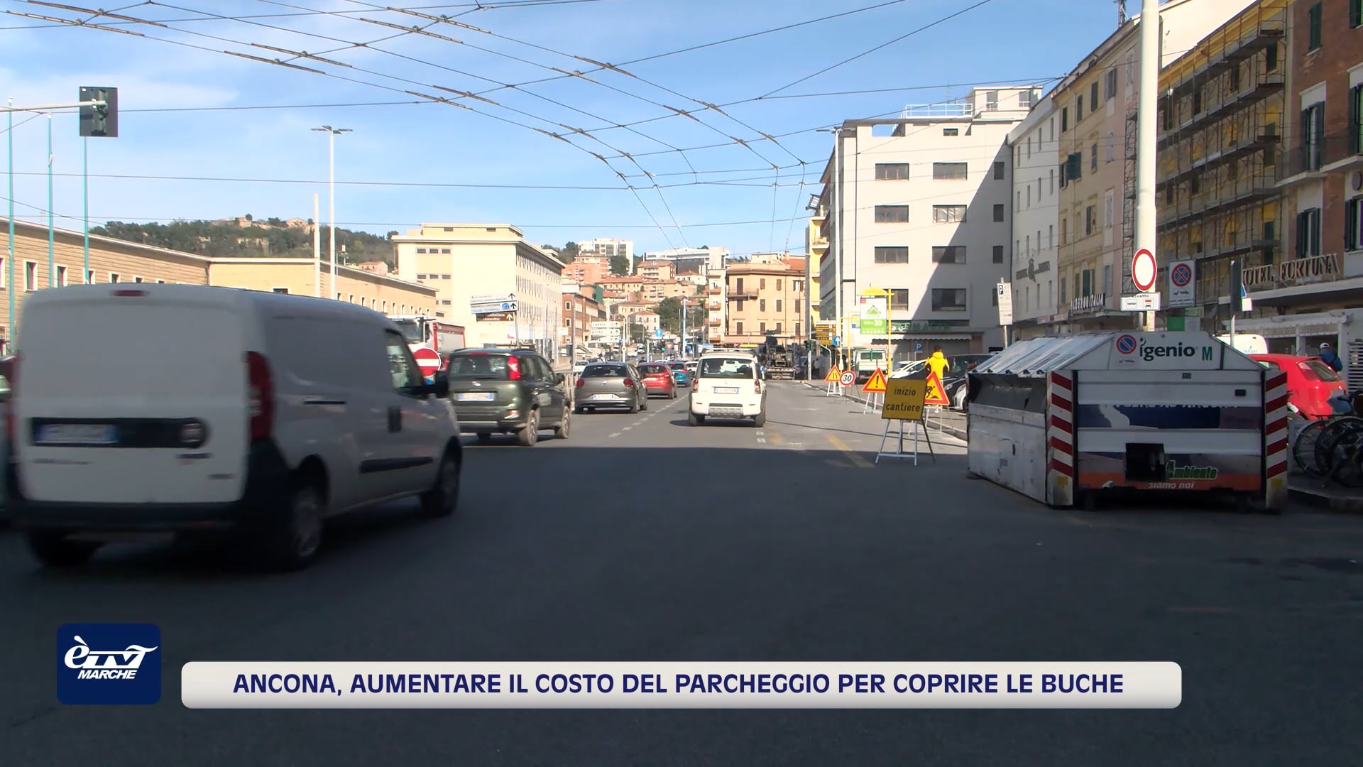 Ancona. Aumentare il costo del parcheggio per coprire le buche - VIDEO