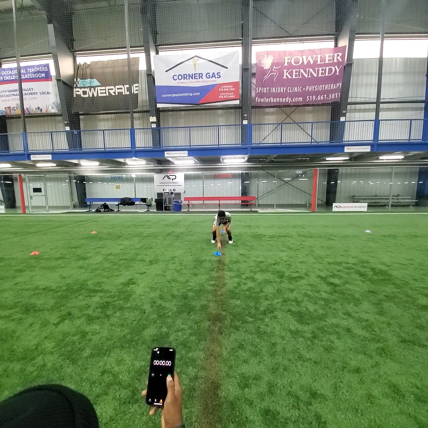 Watch isaiah r-l's 5-10-5 Agility: 4.41 seconds