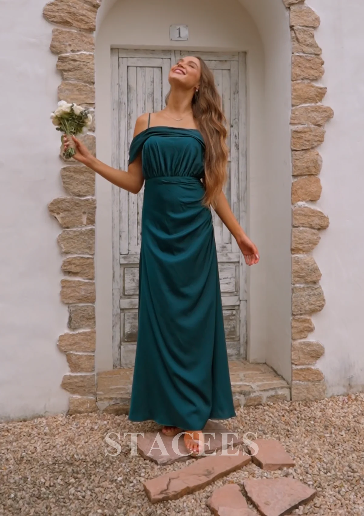 メゾンセロン　off shoulder drape dress B243052_Delightful Poly Chiffon A-line Gown with Spaghetti Strap V