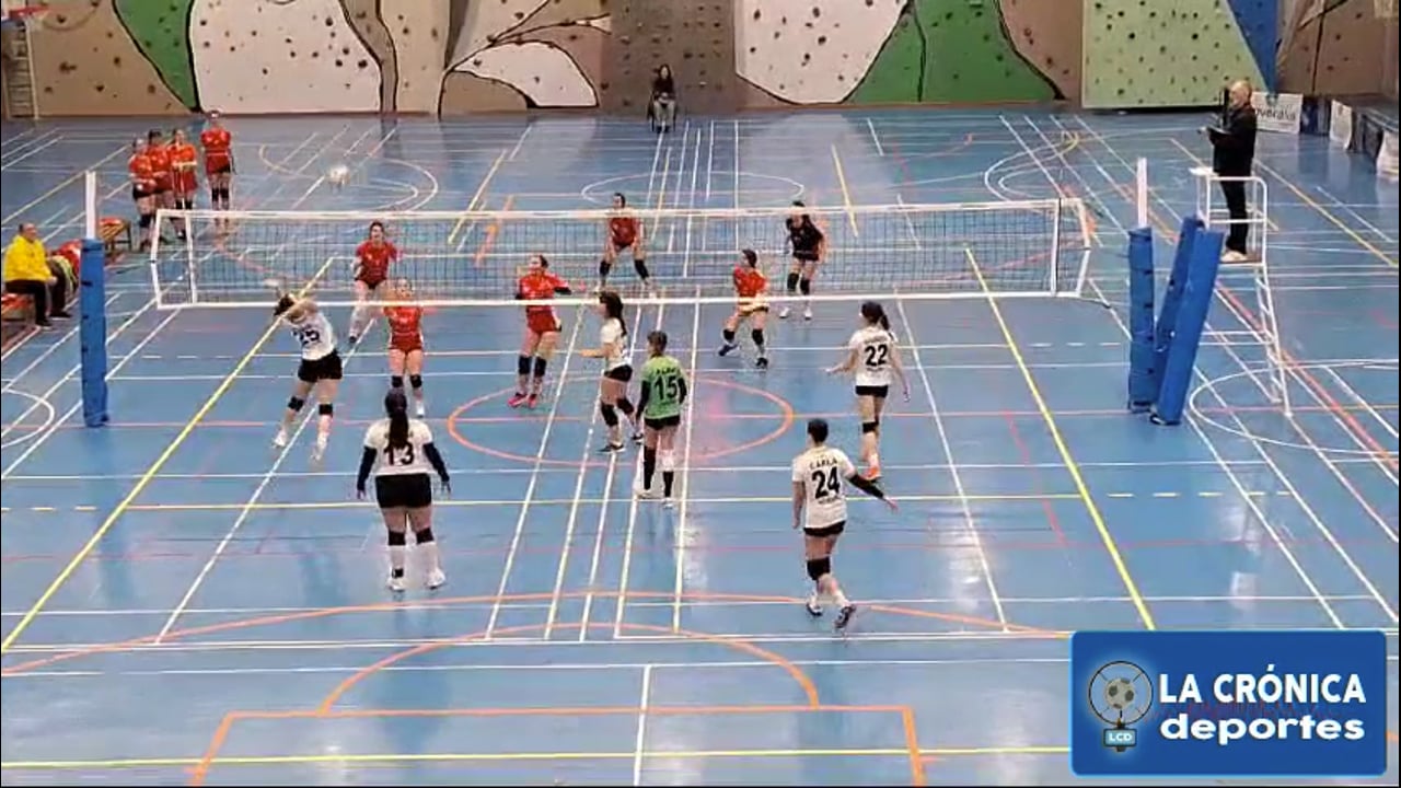 "Voleibol Femenino en Barbastro" (RESUMEN DEL PARTIDO) Derrota de La SMA en casa frente el CV Casteleserás por 1-3, con resultados parciales de 23-25 // 23-25 // 25-15 // 23-25.