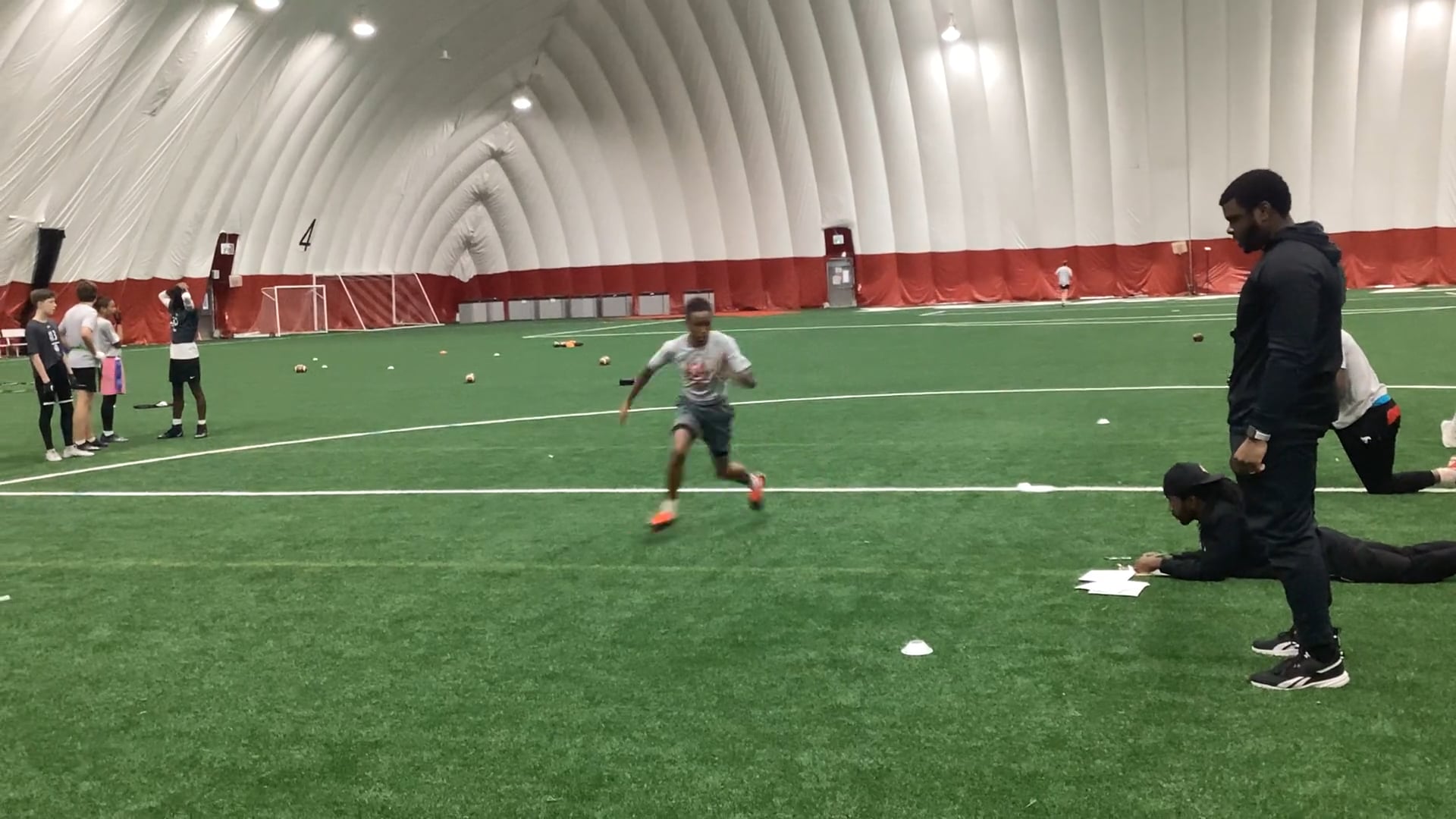 Watch mahkyi goguen's 5-10-5 Agility: 4.97 seconds