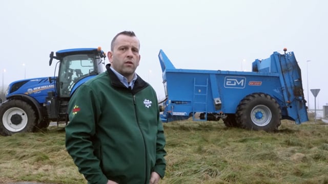 Todas las características del remolque esparcidor Buffalo, de Euromilk