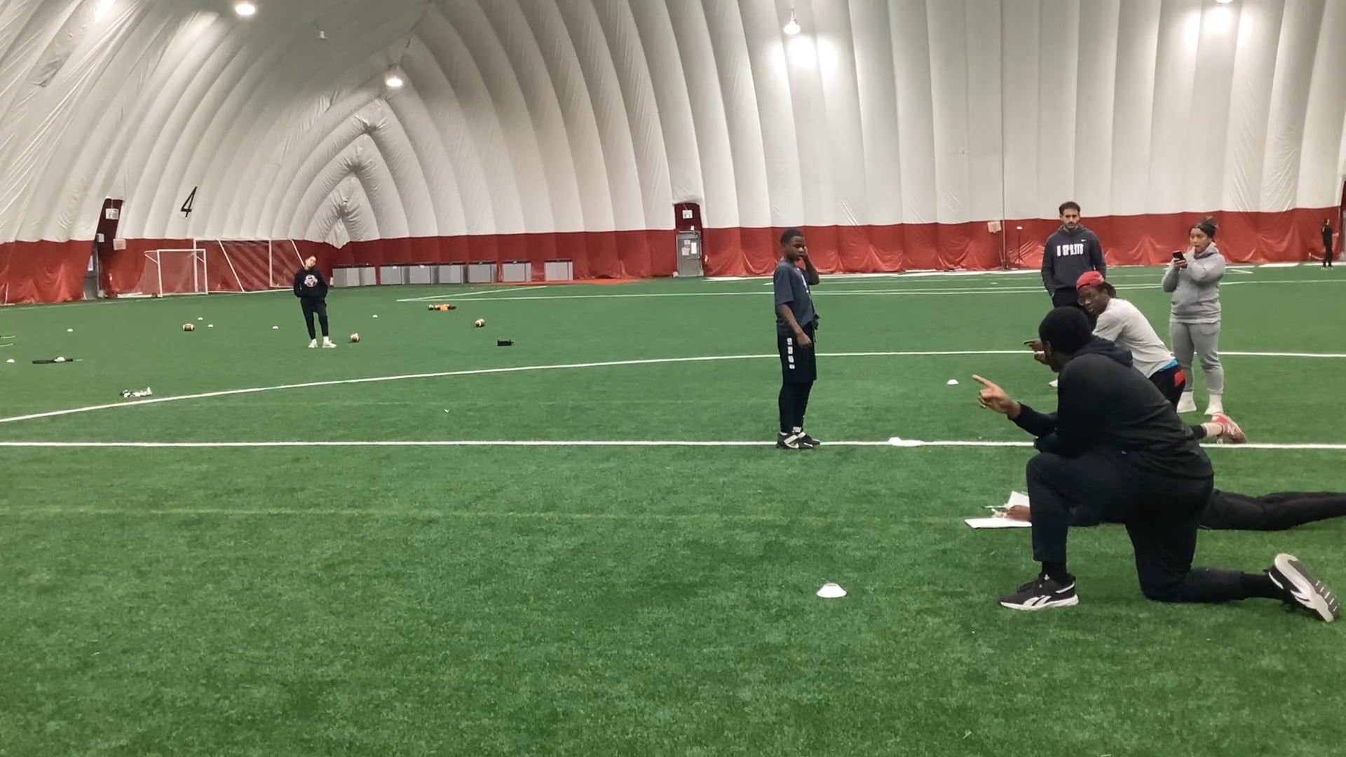 Watch micah ford's 5-10-5 Agility: 5.09 seconds