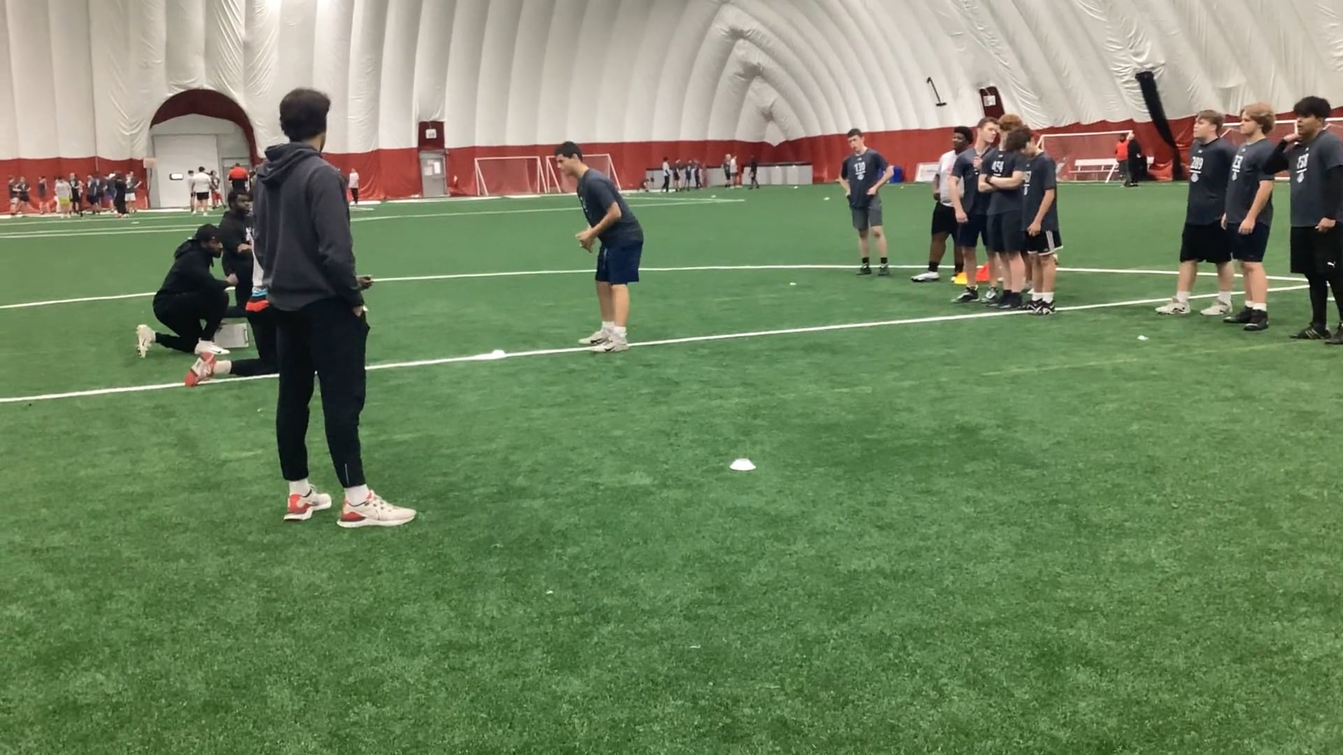 Watch raphael robinson's 5-10-5 Agility: 6.91 seconds