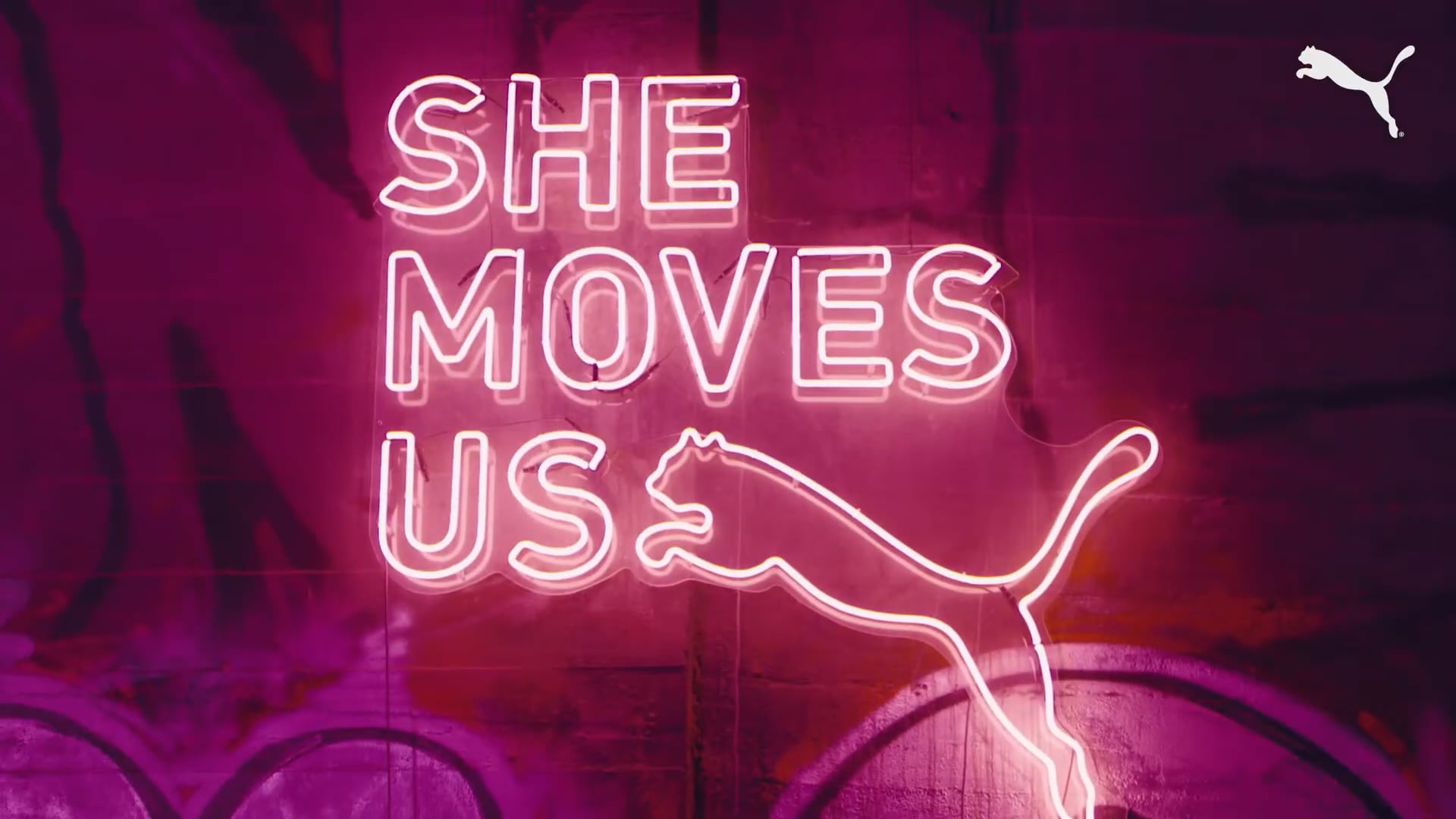 SHE MOVES