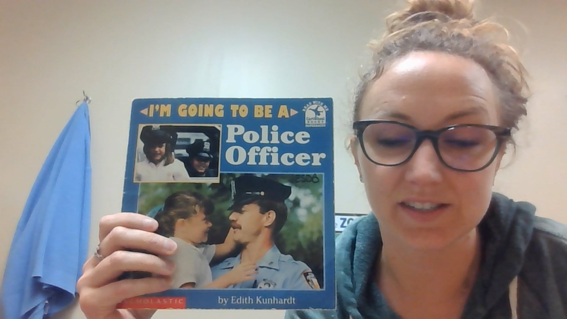 Police Officer Book (Spoken Language)