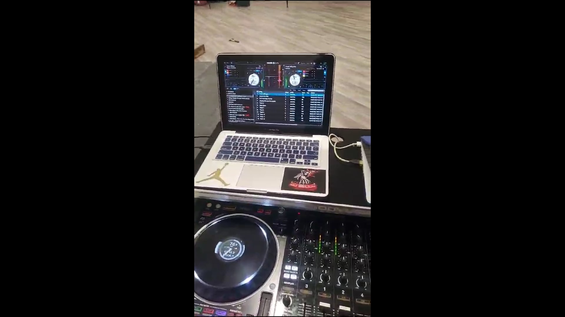Promotional video thumbnail 2 for Dj bello