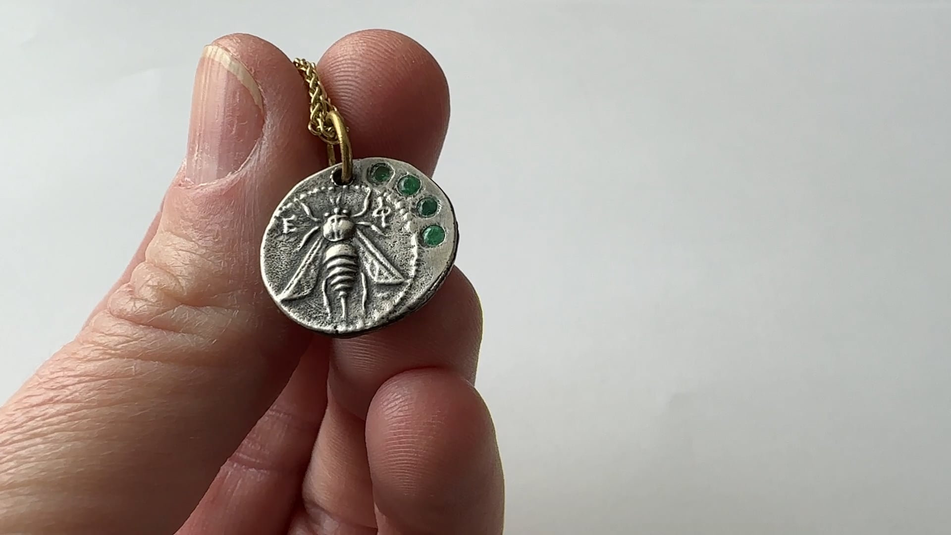 Efeso, ape regina, dracma tetra, ciondolo antico (replica), oro 24kt, image size:1920x1080