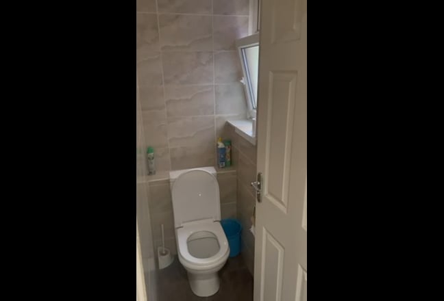 Big Double Bedroom with Balcony Main Photo