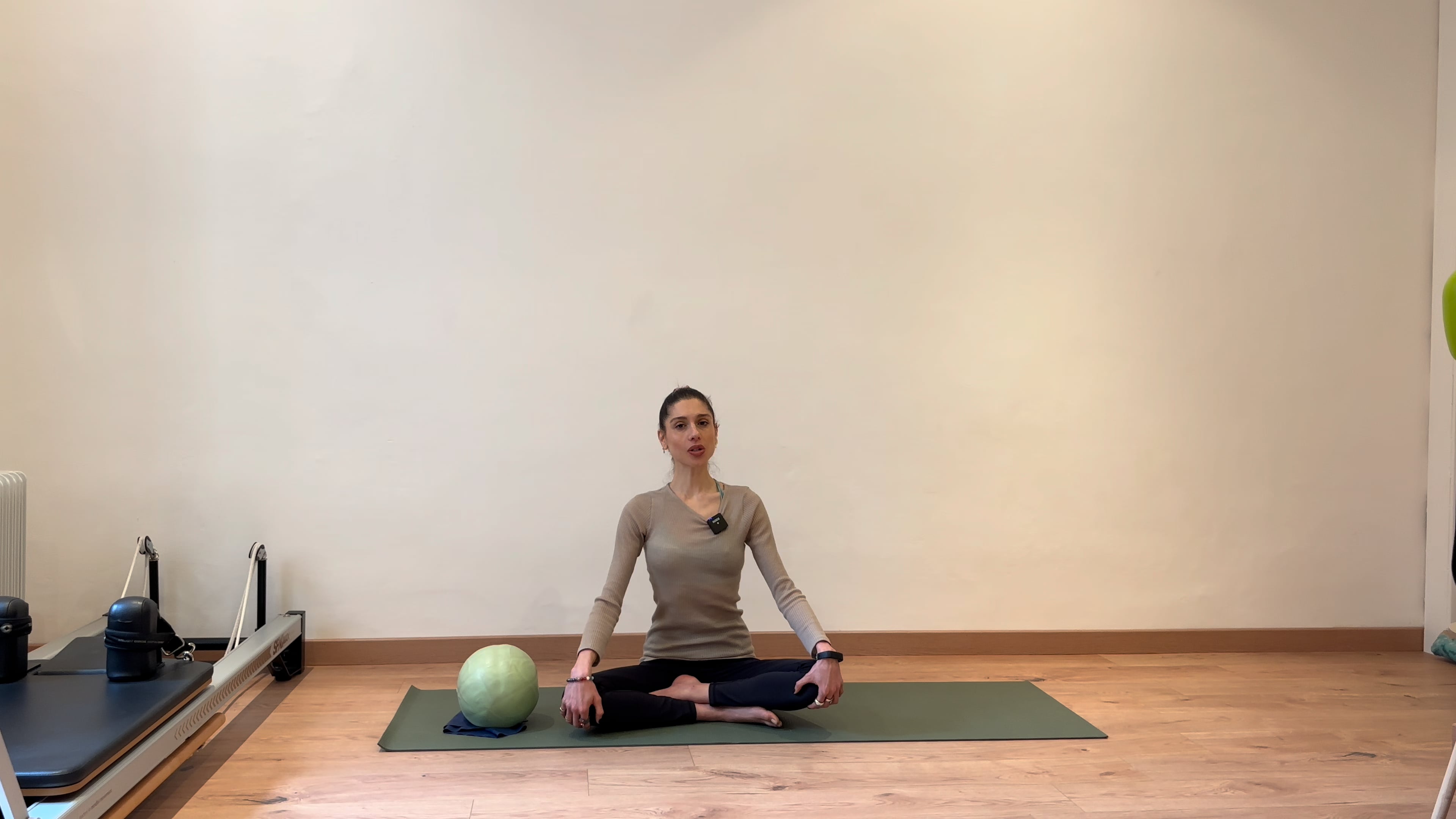 Mindfulness Pilates Flow (Ball & Band)