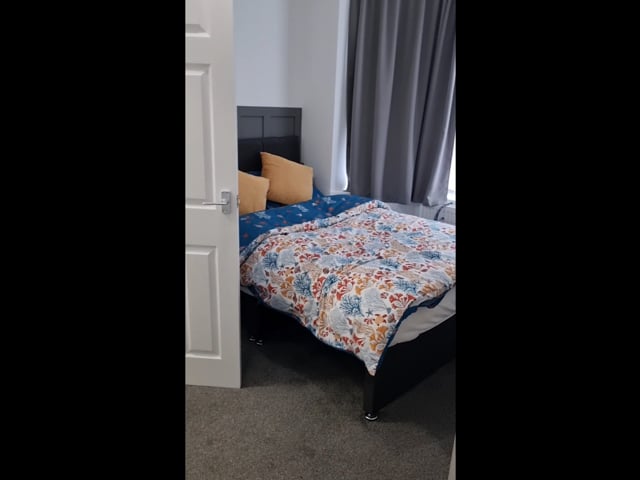 Video 1: Bed 1, with Ensuite