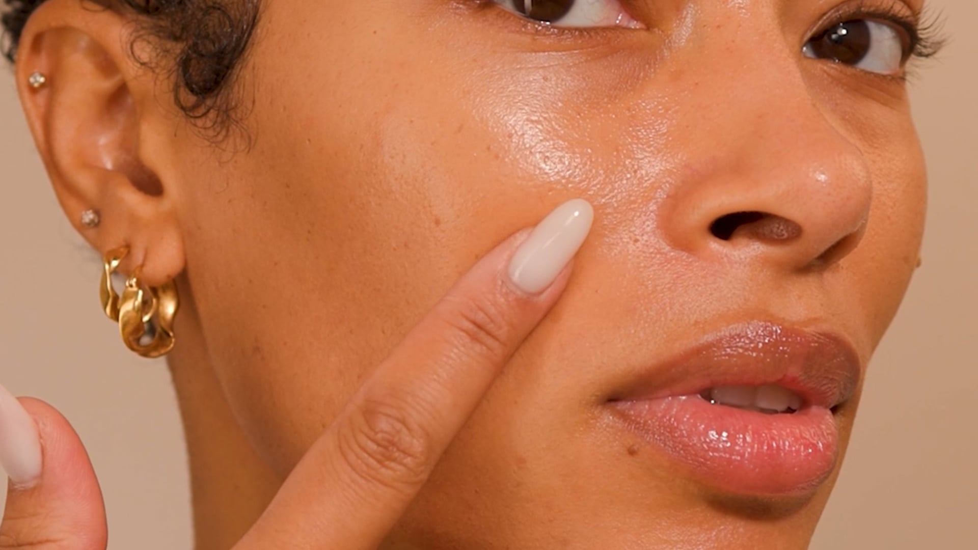 Hourglass Cosmetics - IG&TT Reel