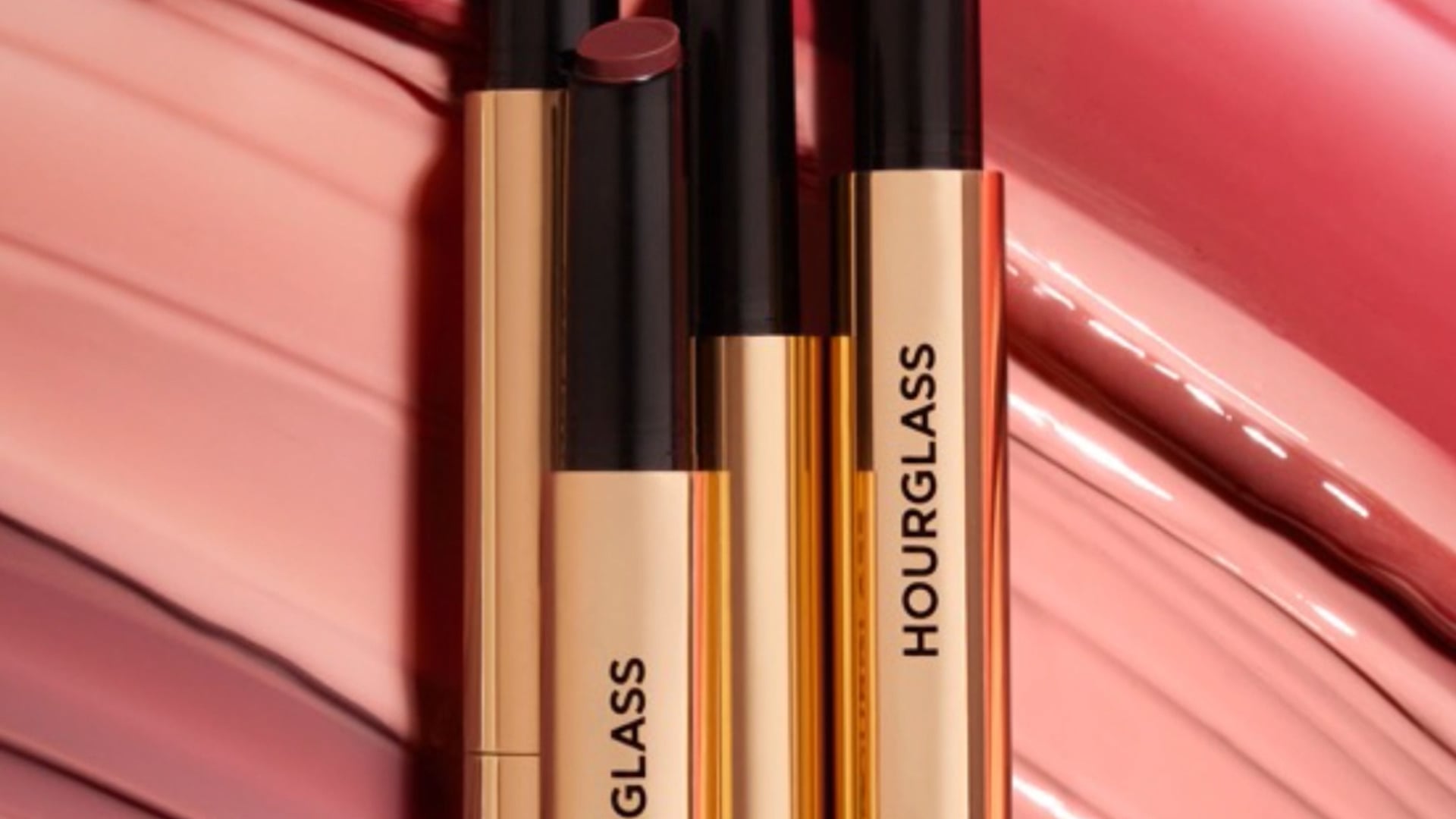 Hourglass - Performance Ad - Glossy Balm 2