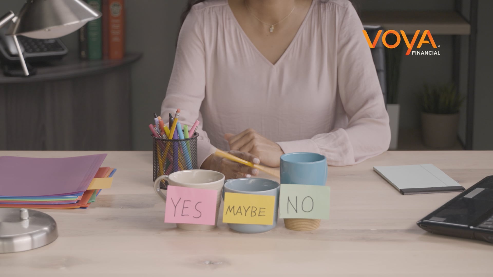 Voya: Throwing Pencils