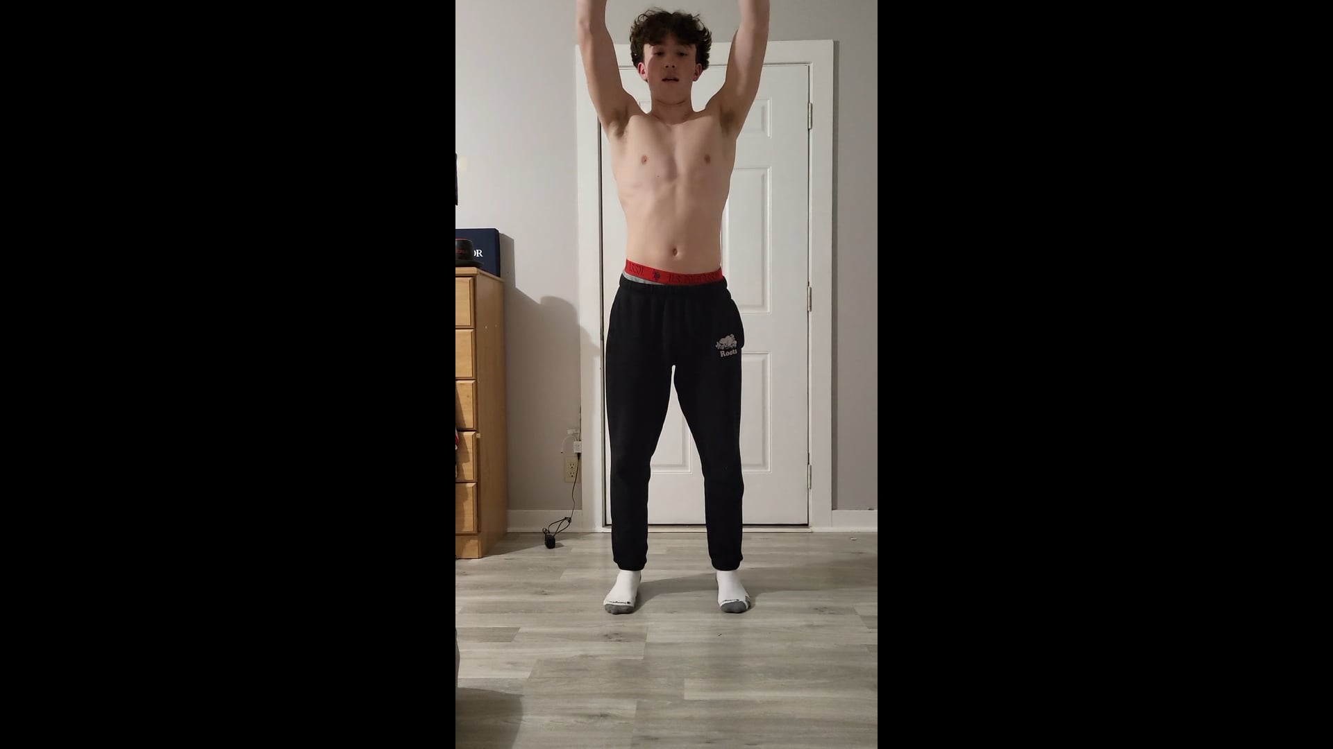 Watch cash amos's Vertical Jump: 21.67 inches