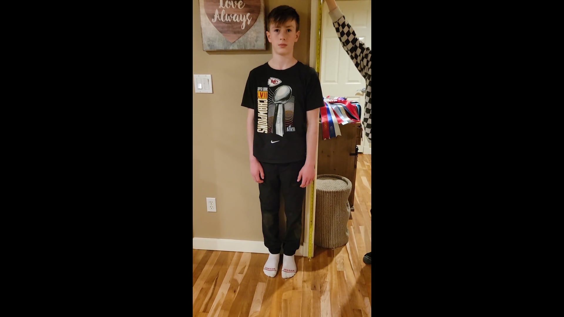 Watch PurpleShift athlete's Height: 64.4 inches