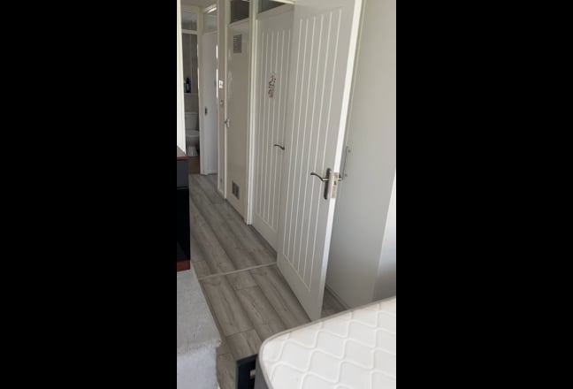 Room available  near UCA, immediate availability Main Photo