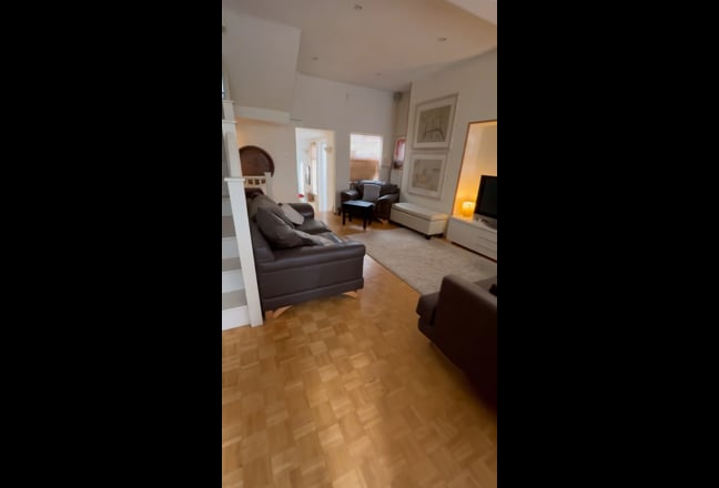 Video 1: Room (Yours)