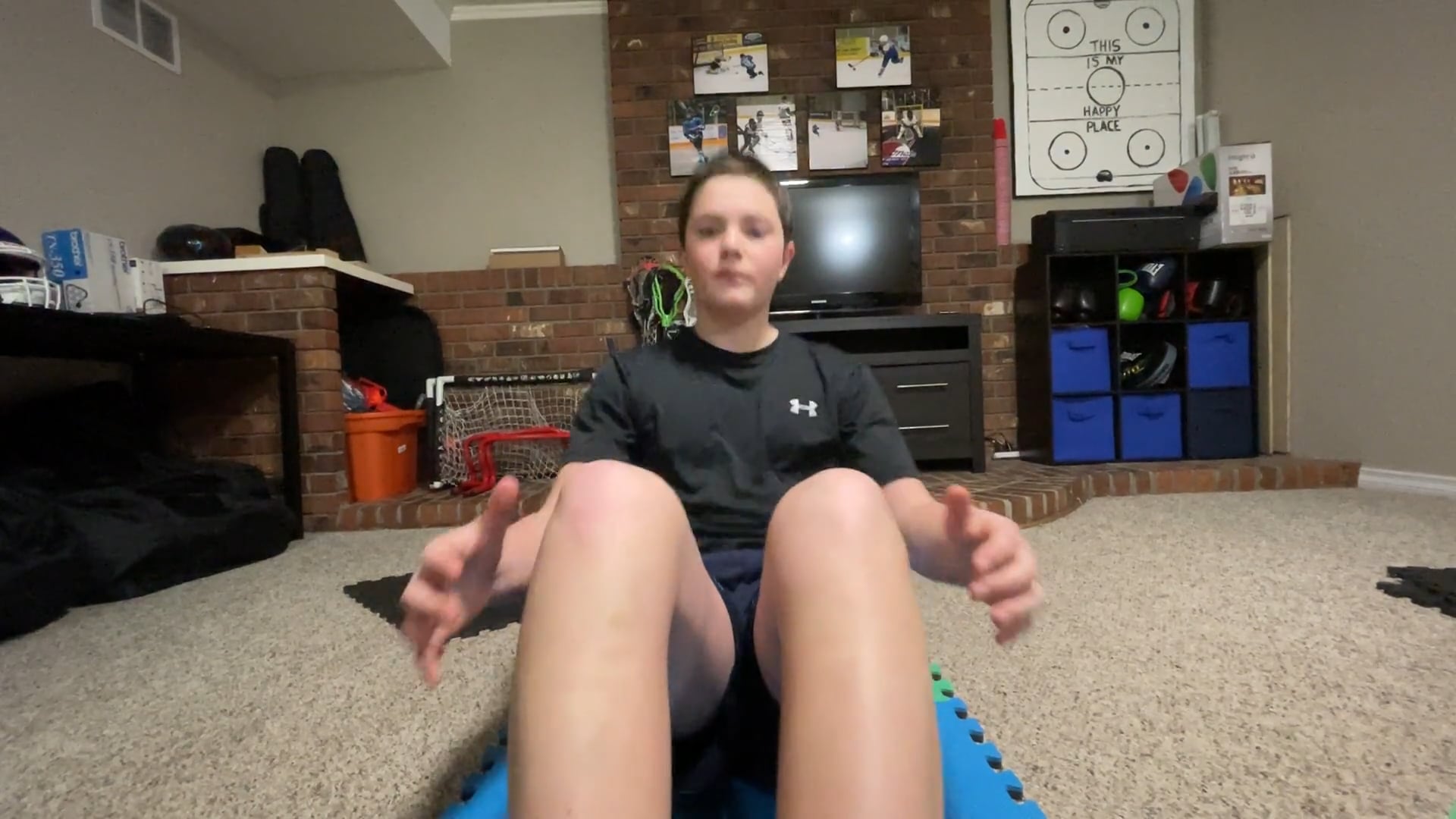 Watch lee jordan's Sit Ups: 24 sit ups