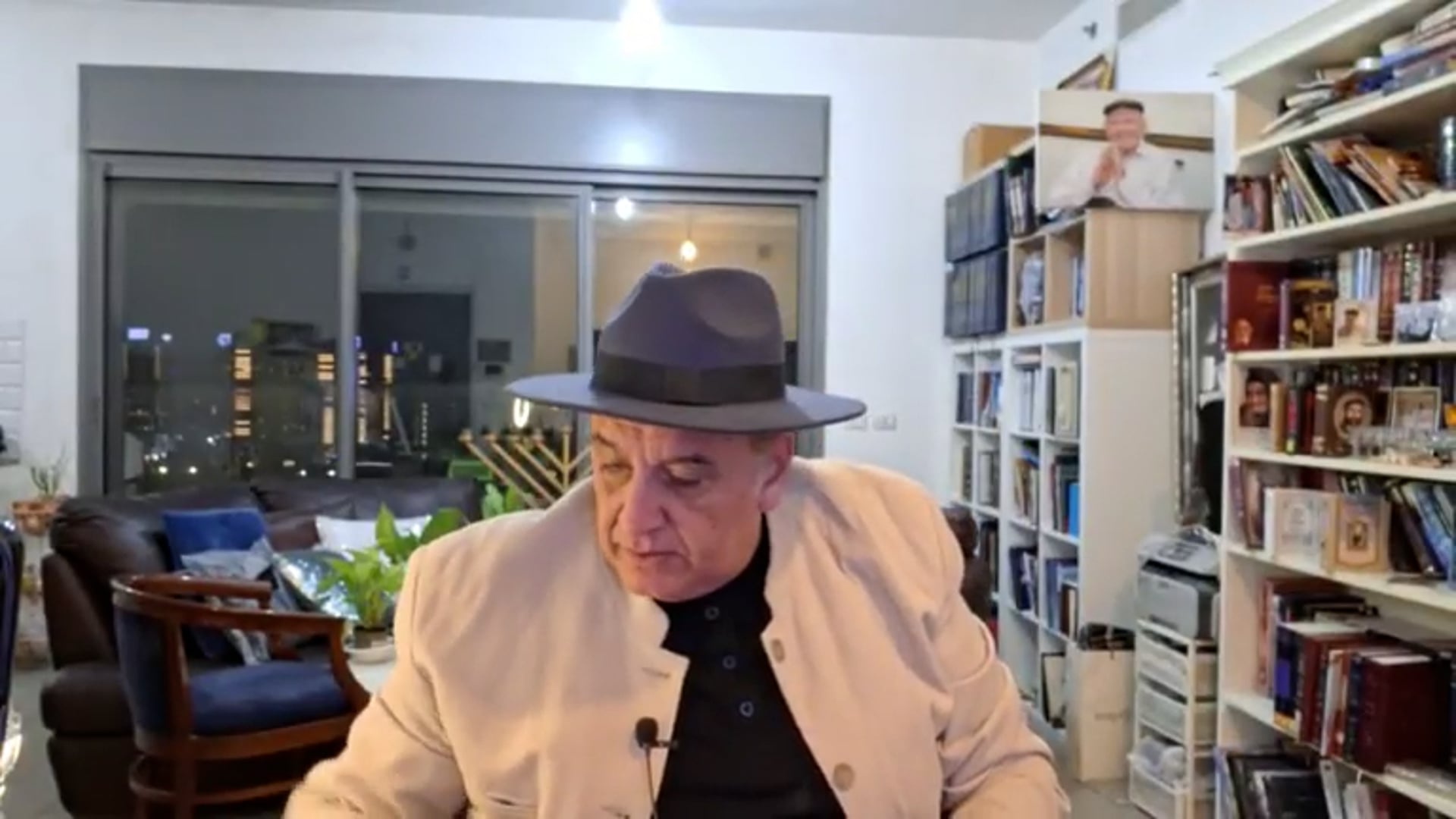 בשידור ז באדר הפור מוטל היום יום הולדתו ופטירתו של משה רבנו פרשת תרומה,16.2.24
