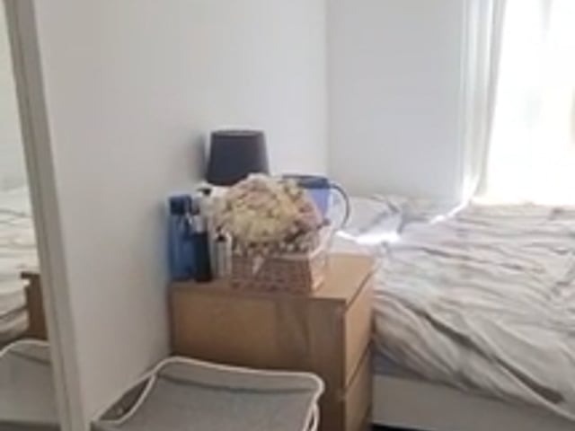 Double room to rent on Sutton High Street Main Photo