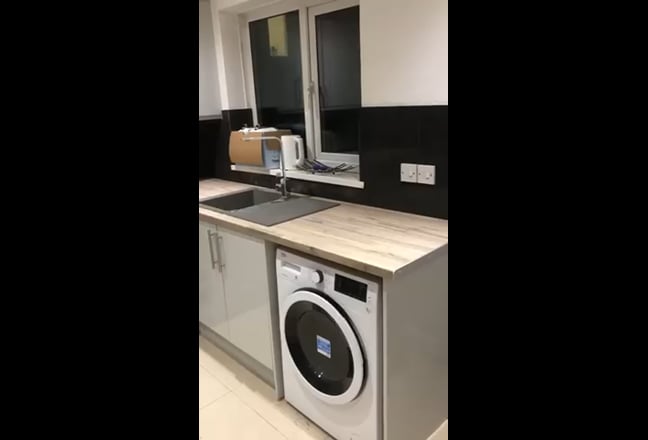3 bed property Main Photo