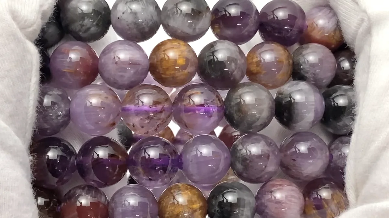 動画】カコクセナイトインアメジストAA++ ラウンド10mm 1連(ブレス