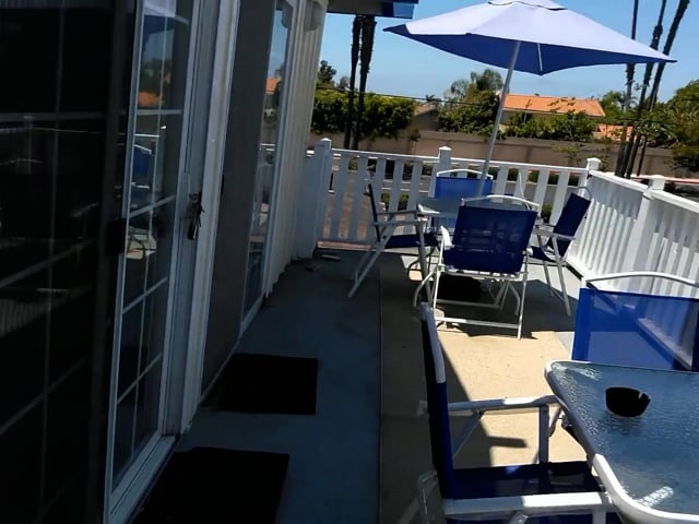 Private Entrance Beach House Pool $1000+Util+Dep Main Photo