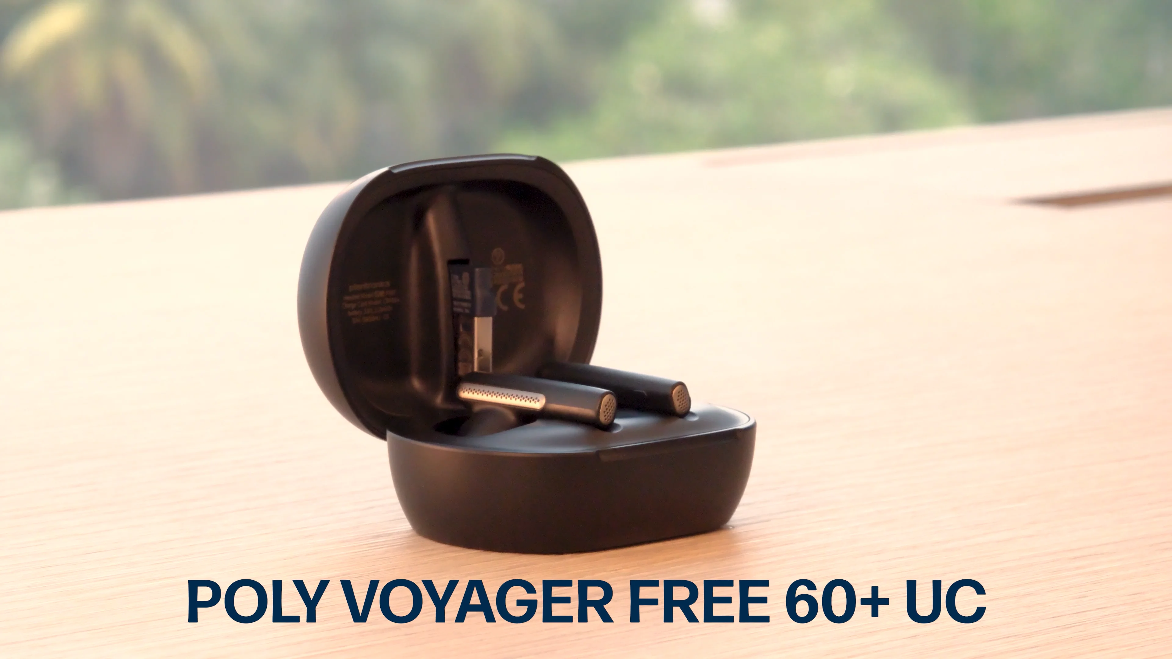 Poly Voyager Free 60+ UC Carbon Black Earbuds +BT700 USB-C