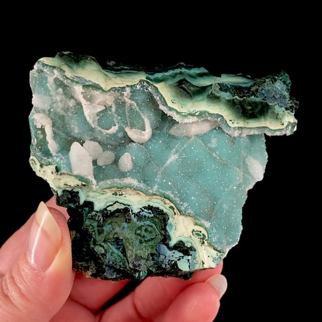 Quartz coating Chrysocolla on Malachite (classic material)