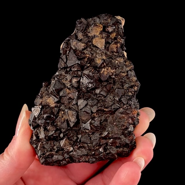 Hematite var: Martite (pseudomorph after Magnetite) | Twin Peaks ...