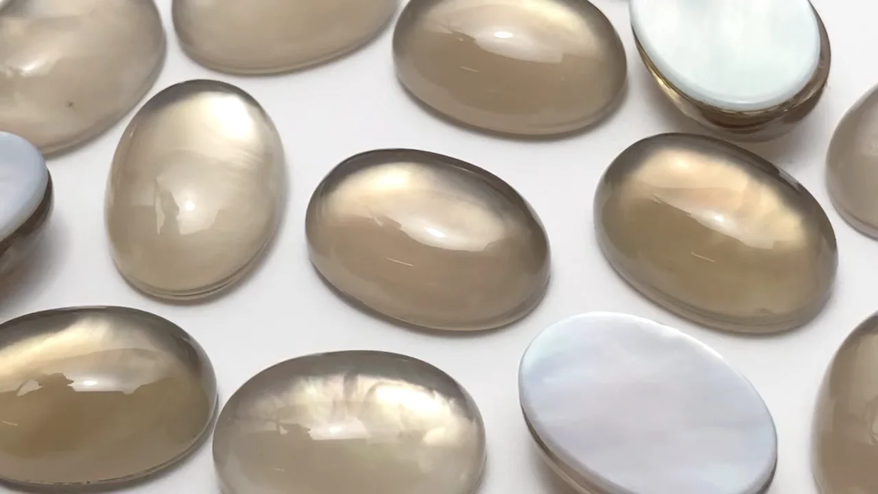 ホワイトシェル×スモーキークォーツ オーバル カボション14×10mm