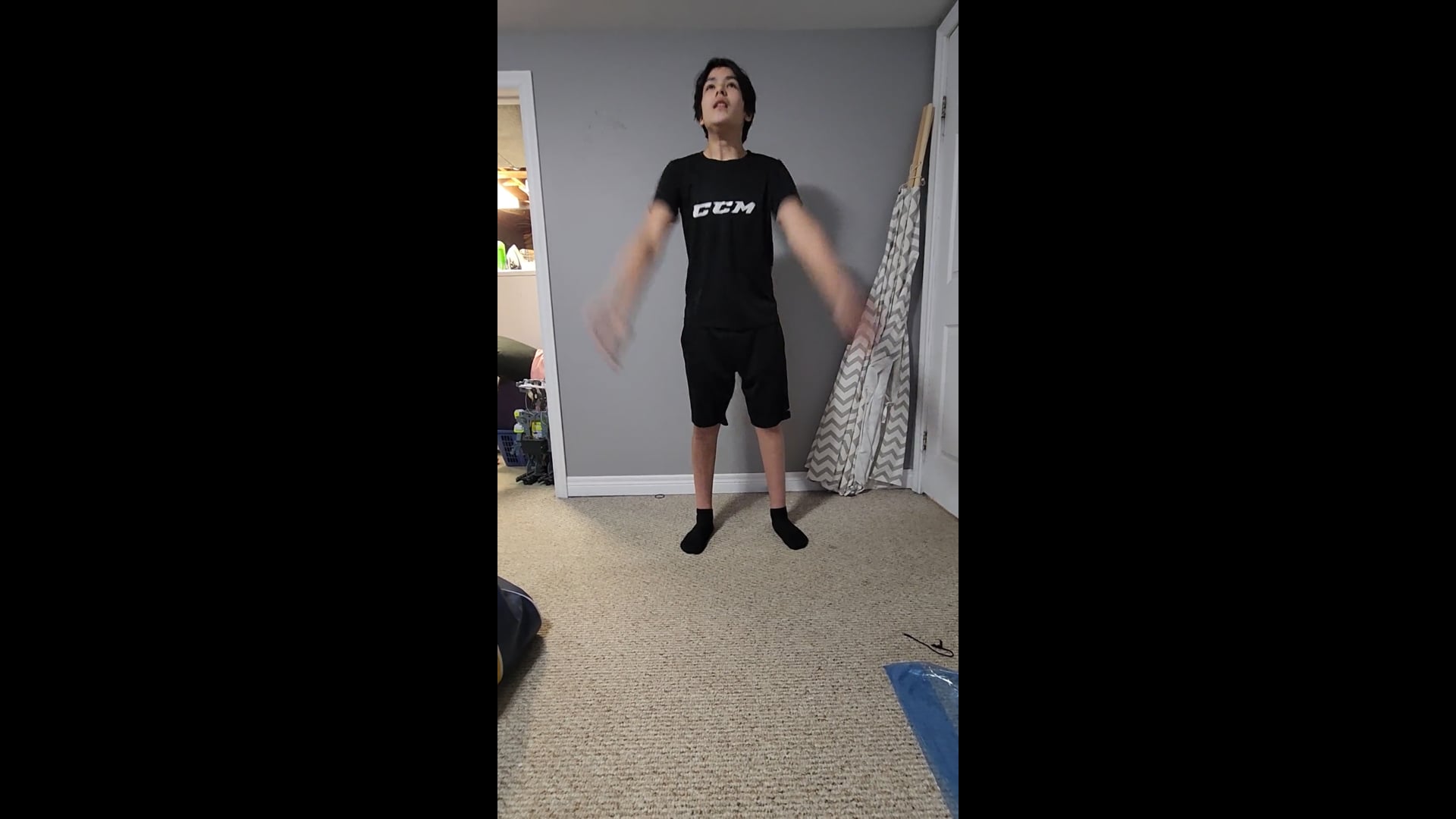 Watch kayden baron's Vertical Jump: 15.21 inches