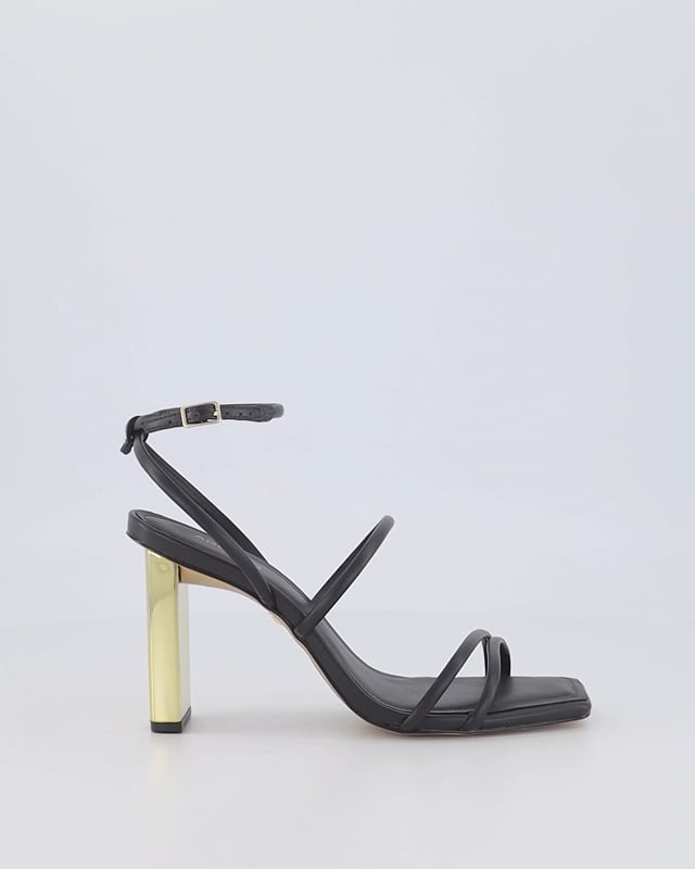 UDEL / Black