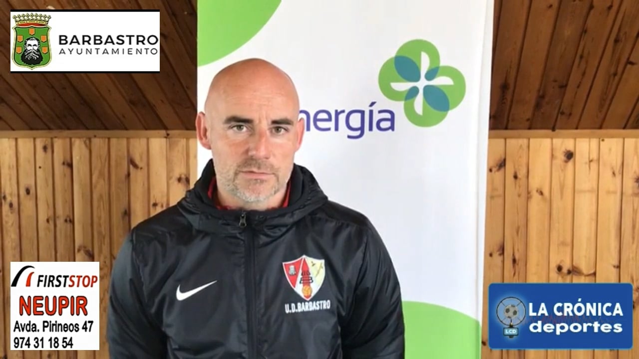 DANI MARTÍNEZ (Entrenador Barbastro) Deportivo Alavés B 1-1 UD Barbastro / Jor. 24 - Segunda Rfef