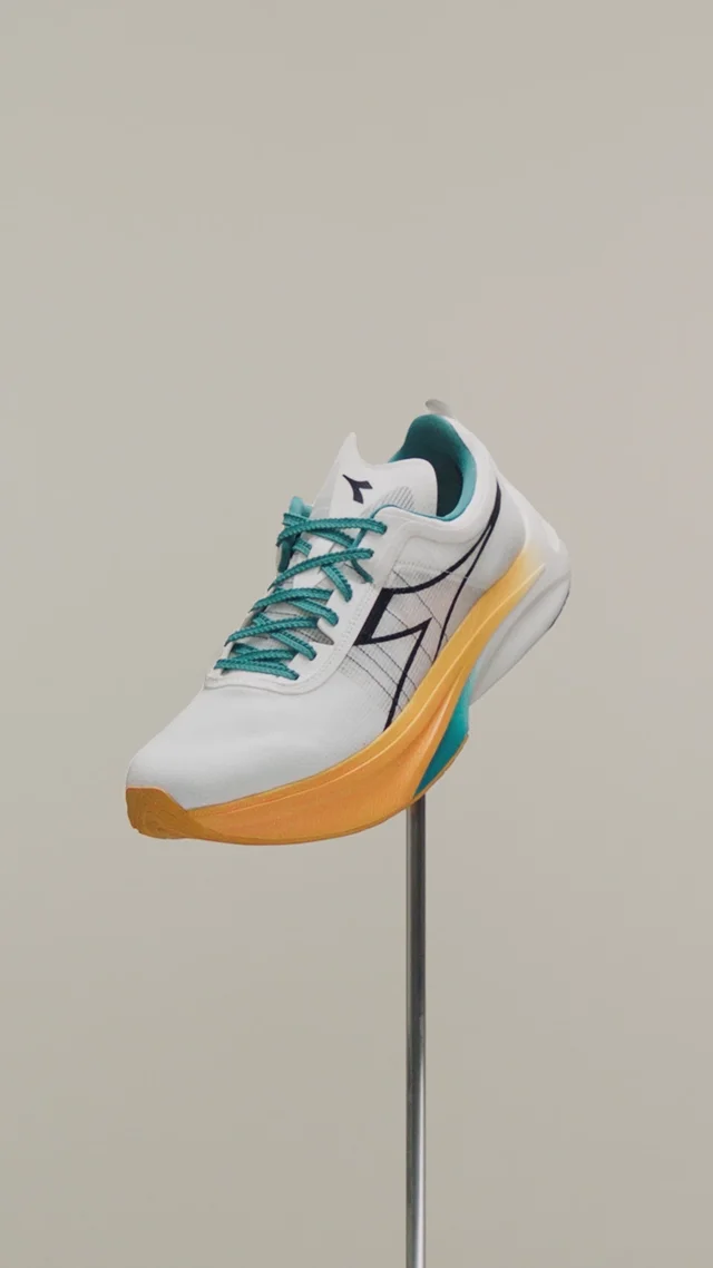 Diadora calzado outlet deportivo wikipedia