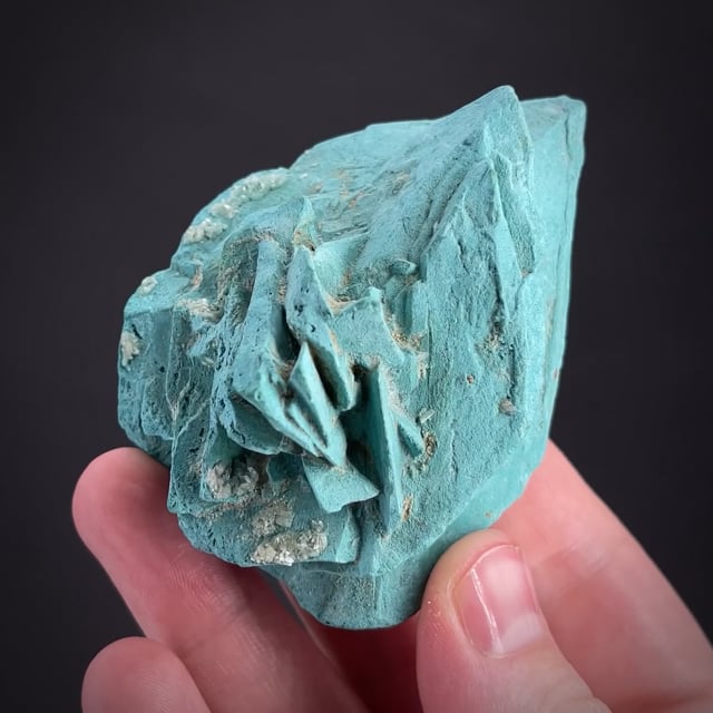 Malachite coating Calcite ps. Glauberite (Post-mining)