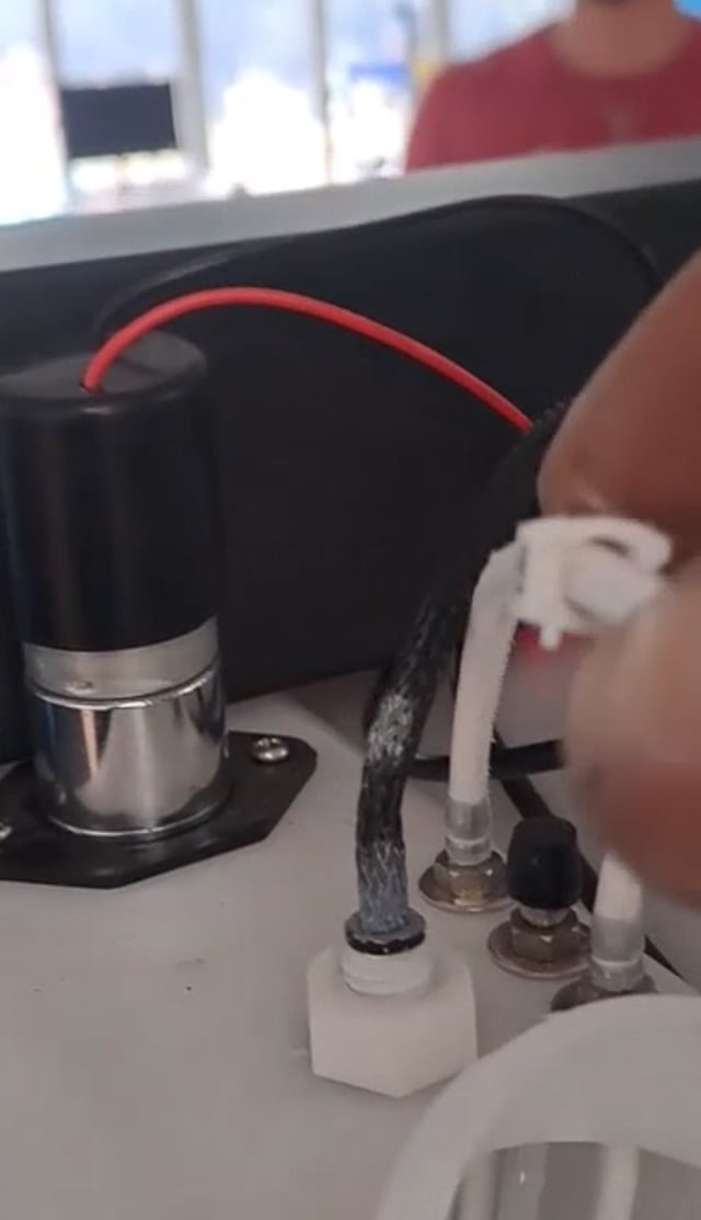 DTF 600 white ink circulation pump installation